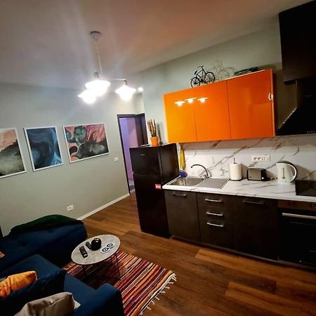 Edea Flat Apartamento Tirana Exterior foto